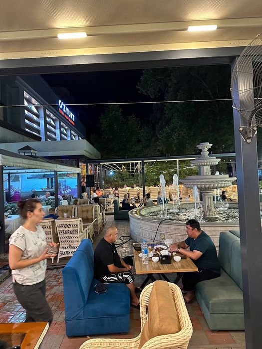 На Чилонзаре напротив базара Катортол задаётся в аренду кафе