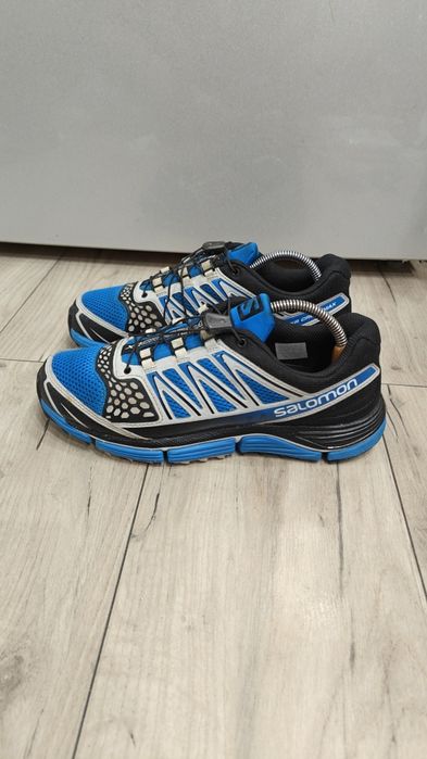 Salomon mărimea 41.5