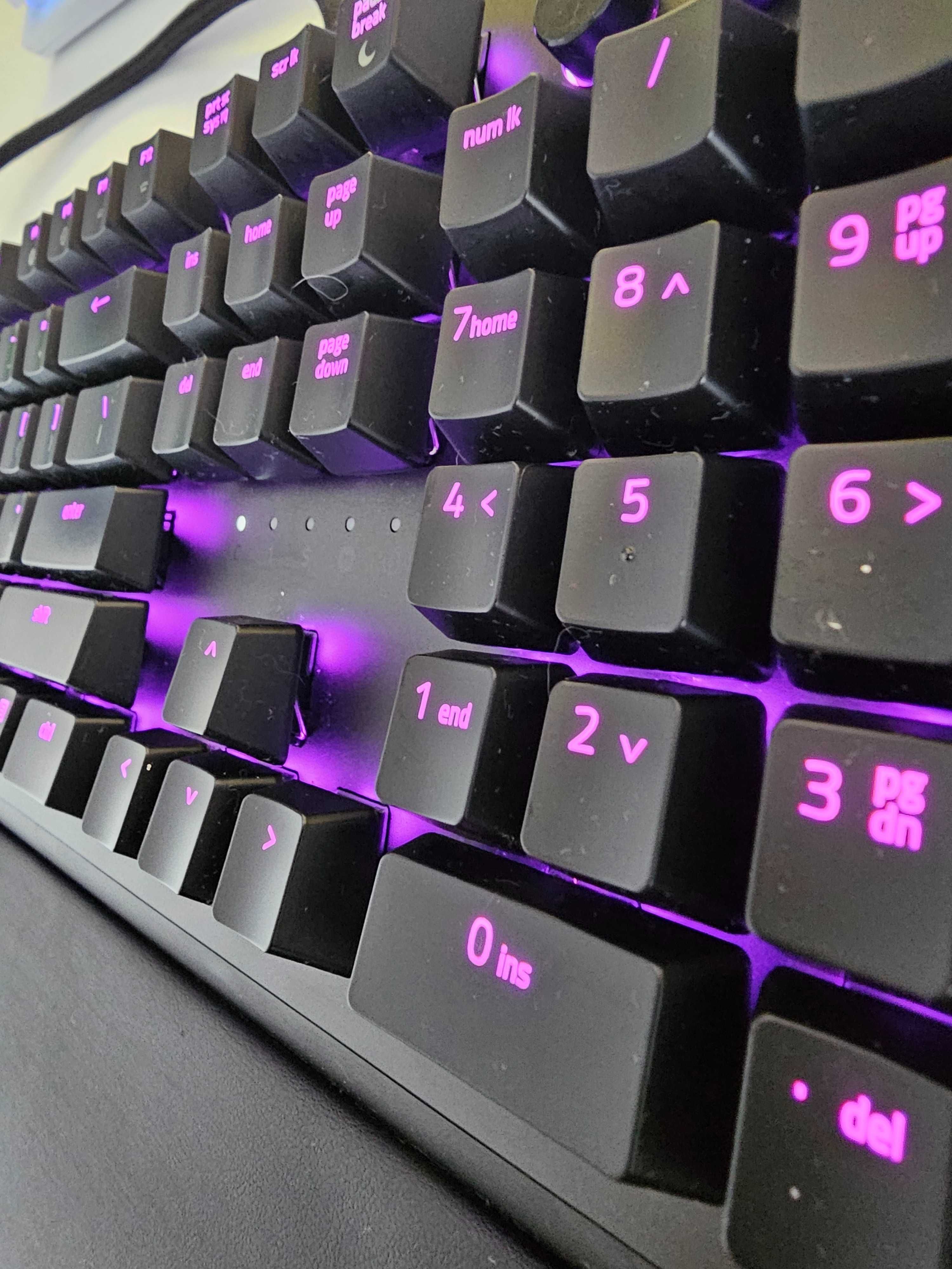 Геймърска клавиатура Razer Huntsman Elite