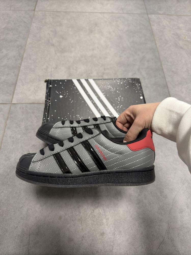 Adidas Superstar Starwars Darth Vader