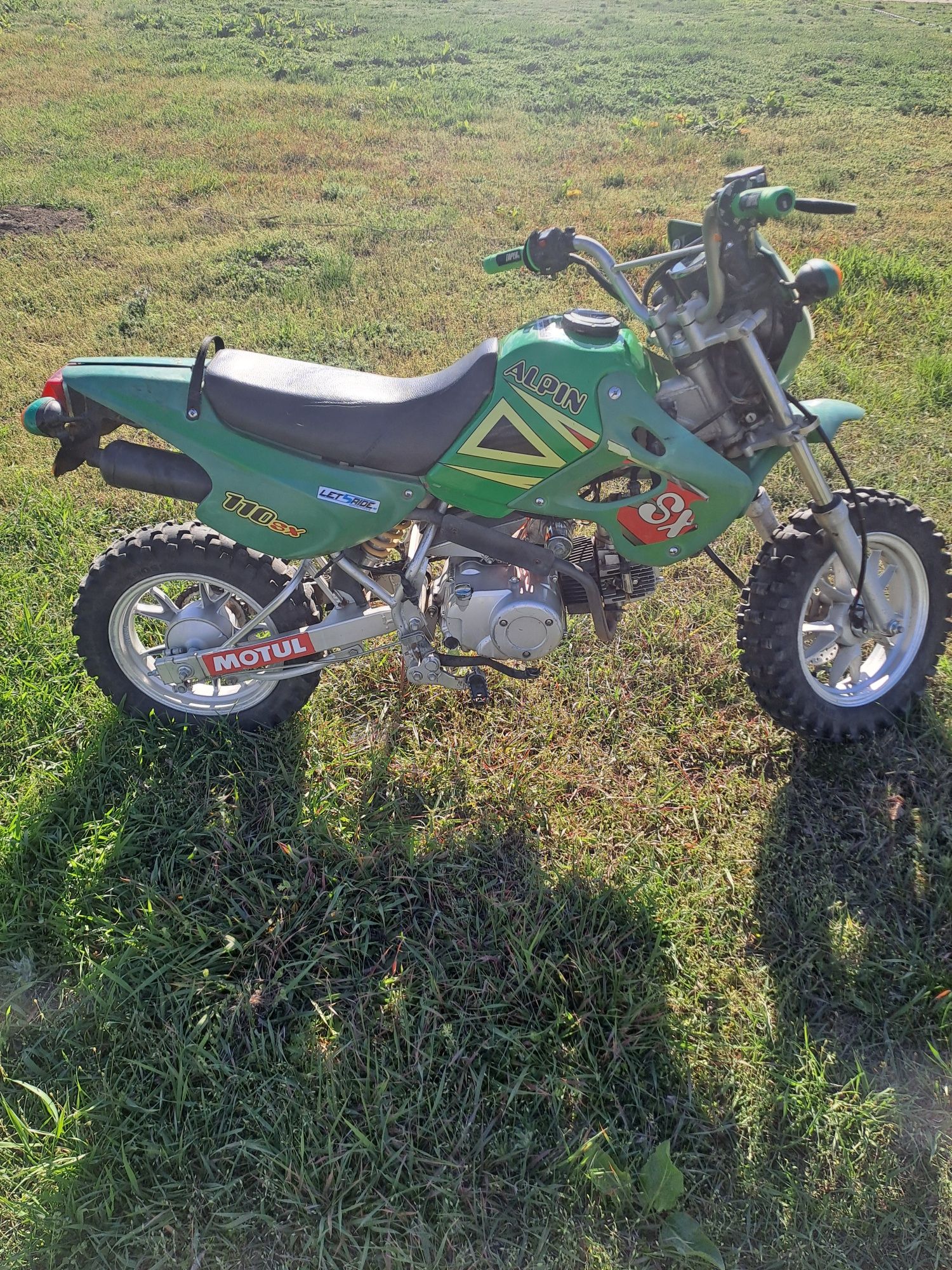 Motocicleta 125 cc