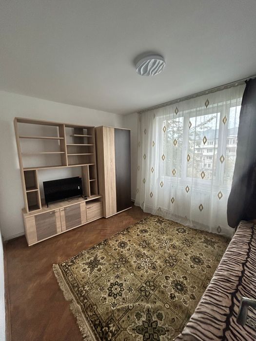 Inchiriez apartament 2 camere