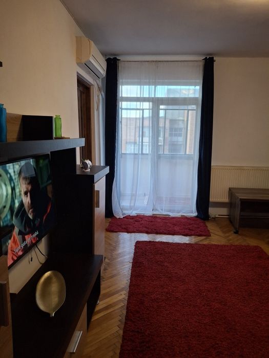 Apartament de închiriat