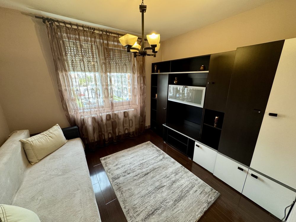 Apartament cu 4 camere, Complet Mobilat Si Utilat