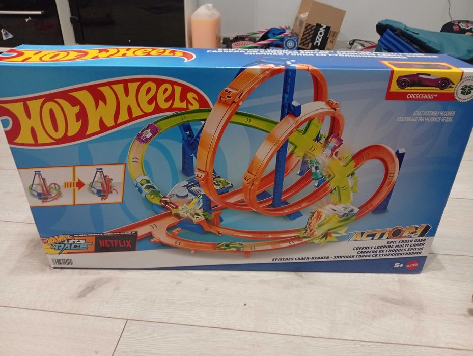 Писта Hot wheels