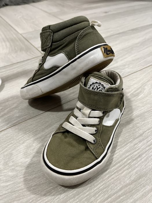 Vând tenesi înalți h&m nr 27