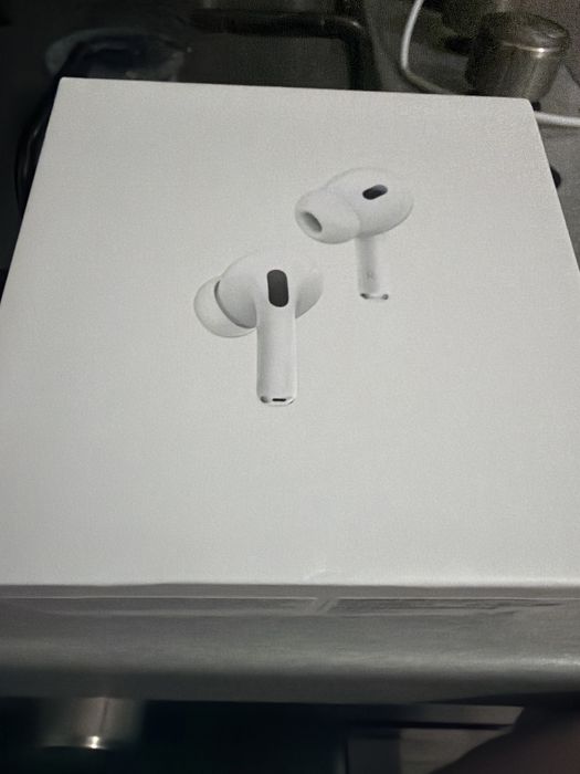 Vand 2 bucati air pods pro 2 ,se conecteaza la iphone