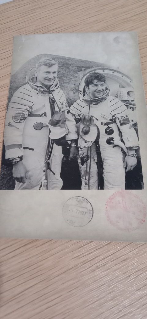 Продам фото космонавтов