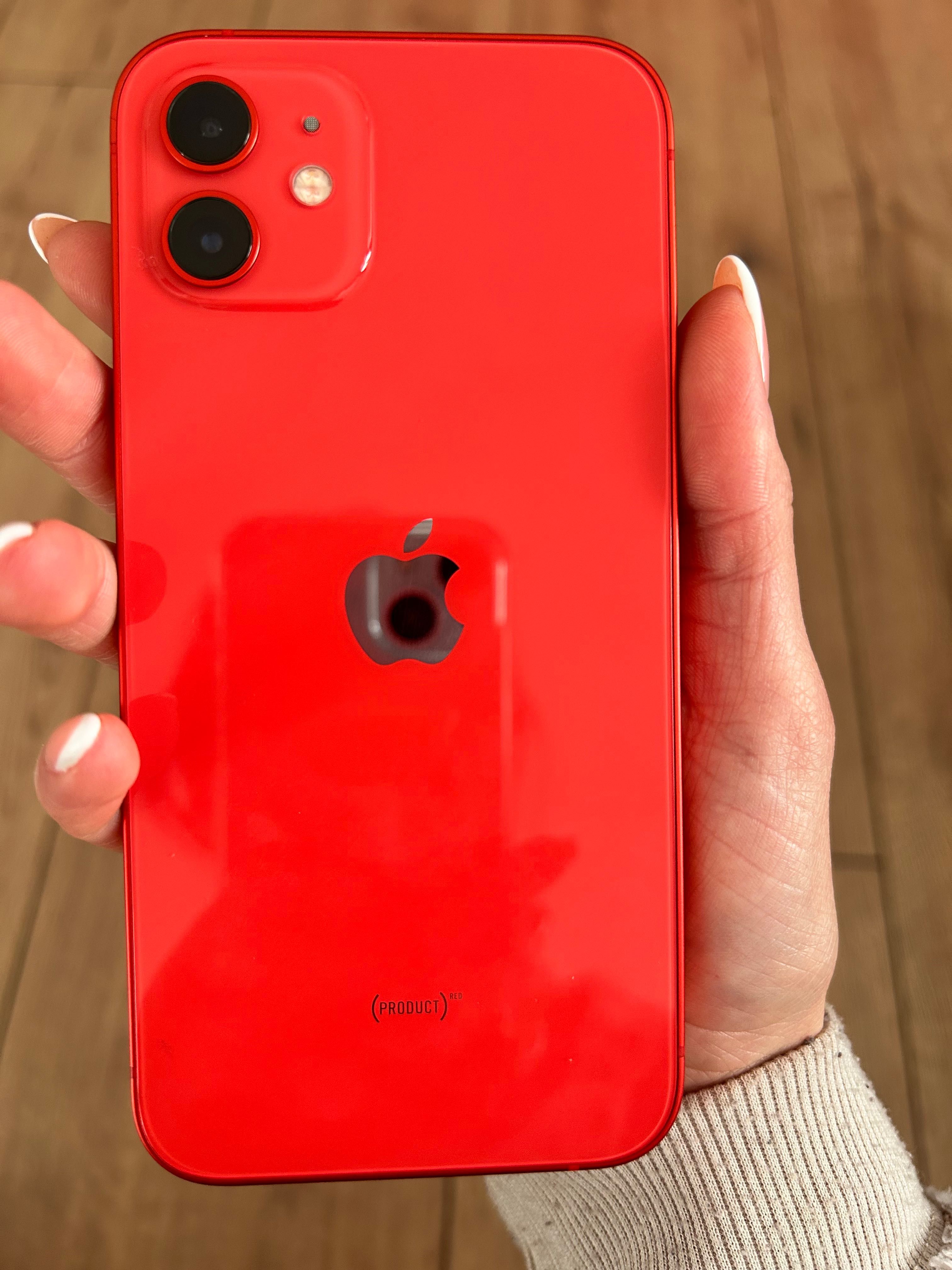 iPhone 12 128 red