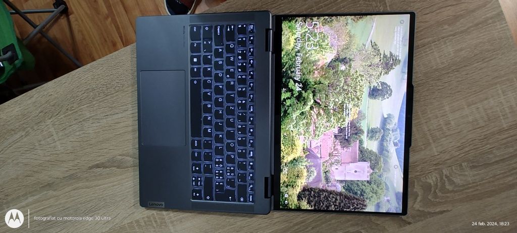 Laptop slim Lenovo Yoga gen 12