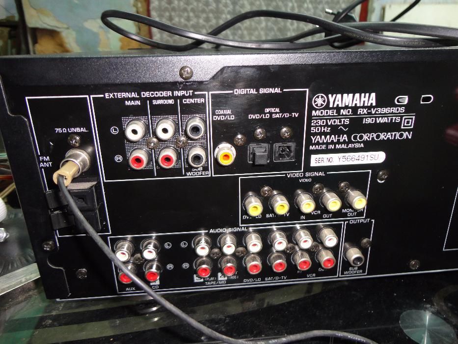 Amplificator Statie audio Amplituner YAMAHA RX-V396 RDS