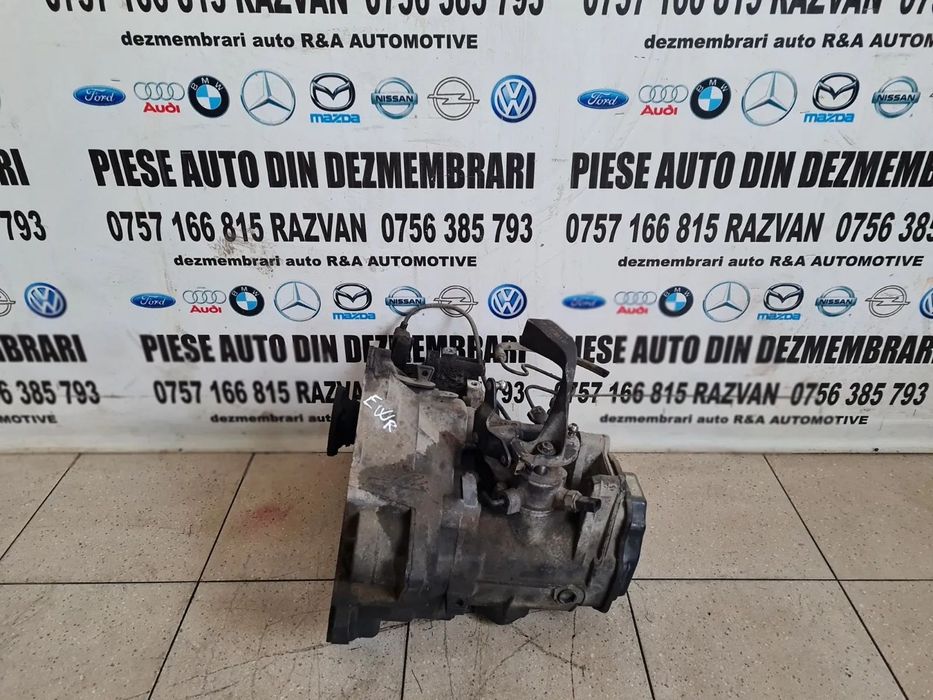 Cutie Viteze Vw Bora Golf 4 2.0 Benzina Cod EWR - Dezmembrari Arad