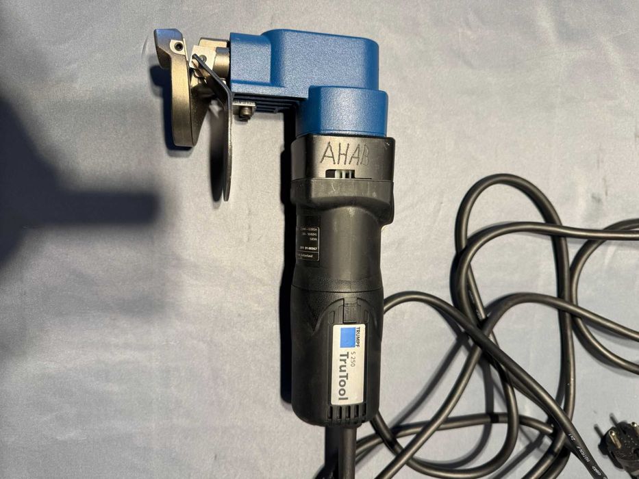 TruTool S 250 – Foarfecă electrică pentru tablă 2,5 mm