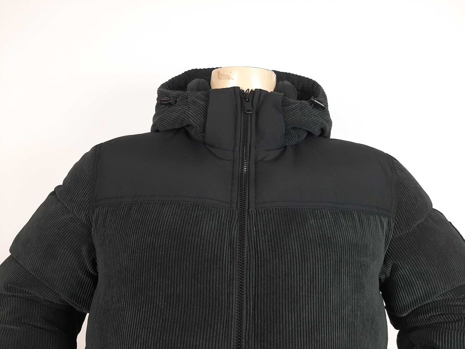 Hugo Boss Odope - Оригинално мъжко зимно яке размер 52 / L