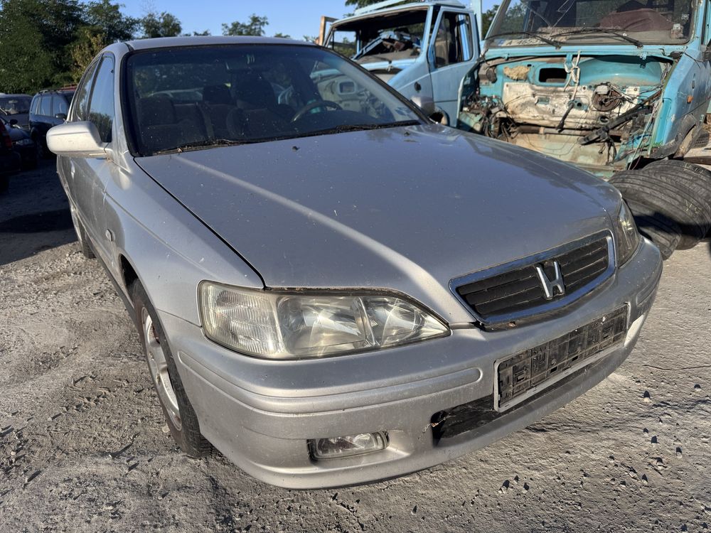 Honda Accord 1.8i 16v 136кс 2001г На Части