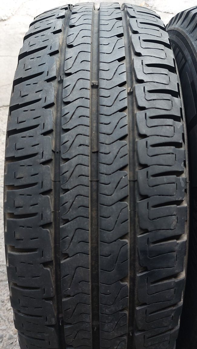 Гуми за Бус и Кемпер 215/70/15 C Michelin Agilis 2 броя