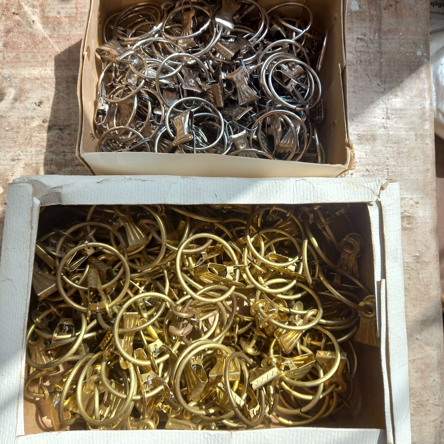 Карнизная прищепка.