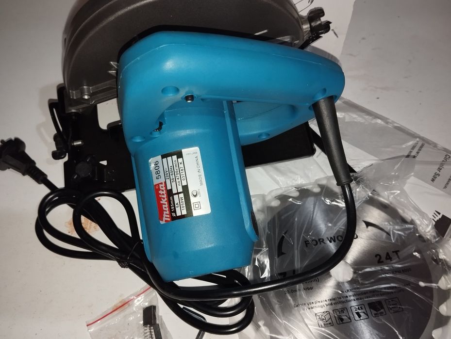 Циркулярка Makita 180мм