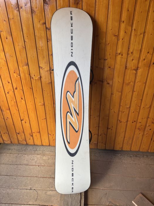 Placa snowboard Nidecker 145 cu legaturi Factory