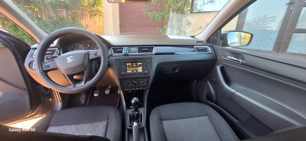 Vând Seat Toledo