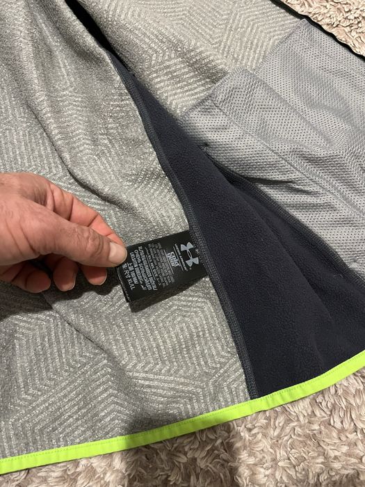 Under Armour Cold Gear-мъжки елек/грейка