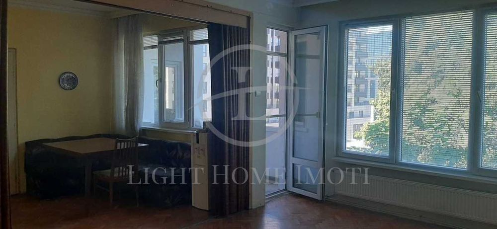 Продава се Тристаен апартамент в Пловдив, Каменица 1 - 112 кв.м за 1536 €/кв.м - Снимка #5