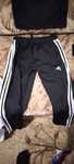 Pantaloni noi adidas