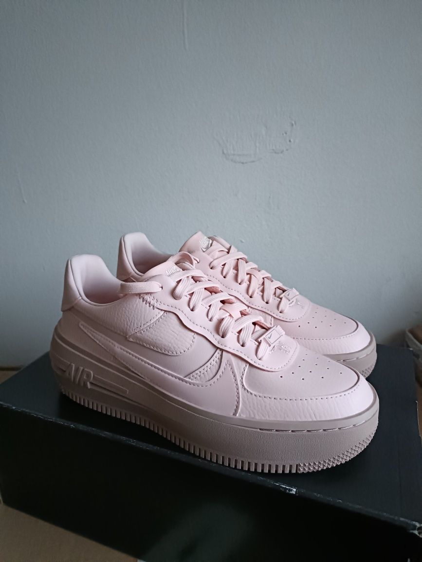 Nike Air Force 1 Platform номер 37.5