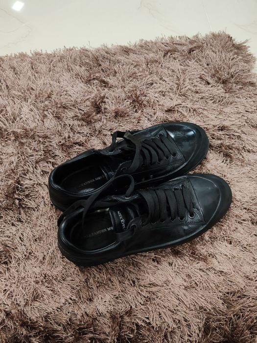 Vand încălțăminte Alexander McQueen