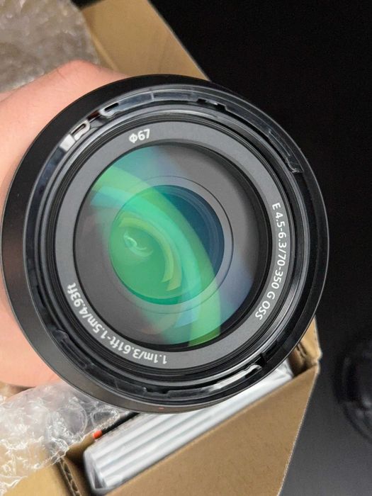Sony E 70-350mm F4.5-6.3 G OSS - APS-C E-mount - Като нов