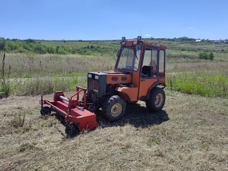 vand  utilaj tractoras Holder P70 cu atasamente
