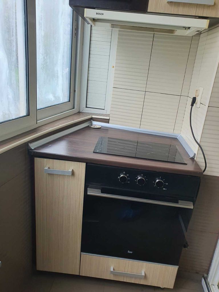 Дава се под наем Тристаен апартамент в Пловдив, Кършияка - 100 кв.м за 600 € - Снимка #16
