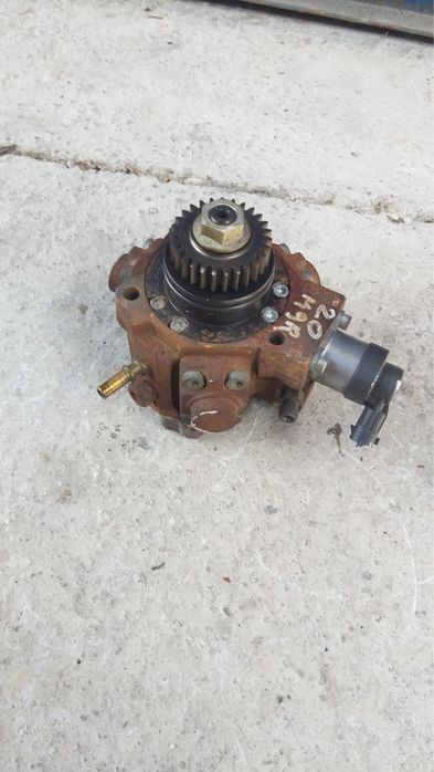 Pompa Inalta Nissan Qashqai 2.0 DCI cod 8200690744 an 2007 - 2015