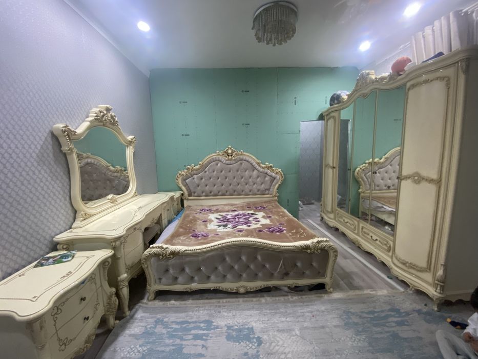 Спалный гарнитур срочно продаем