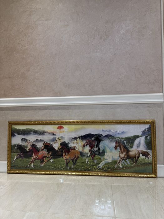 Картина ручной вышивки - "Скачущие кони"