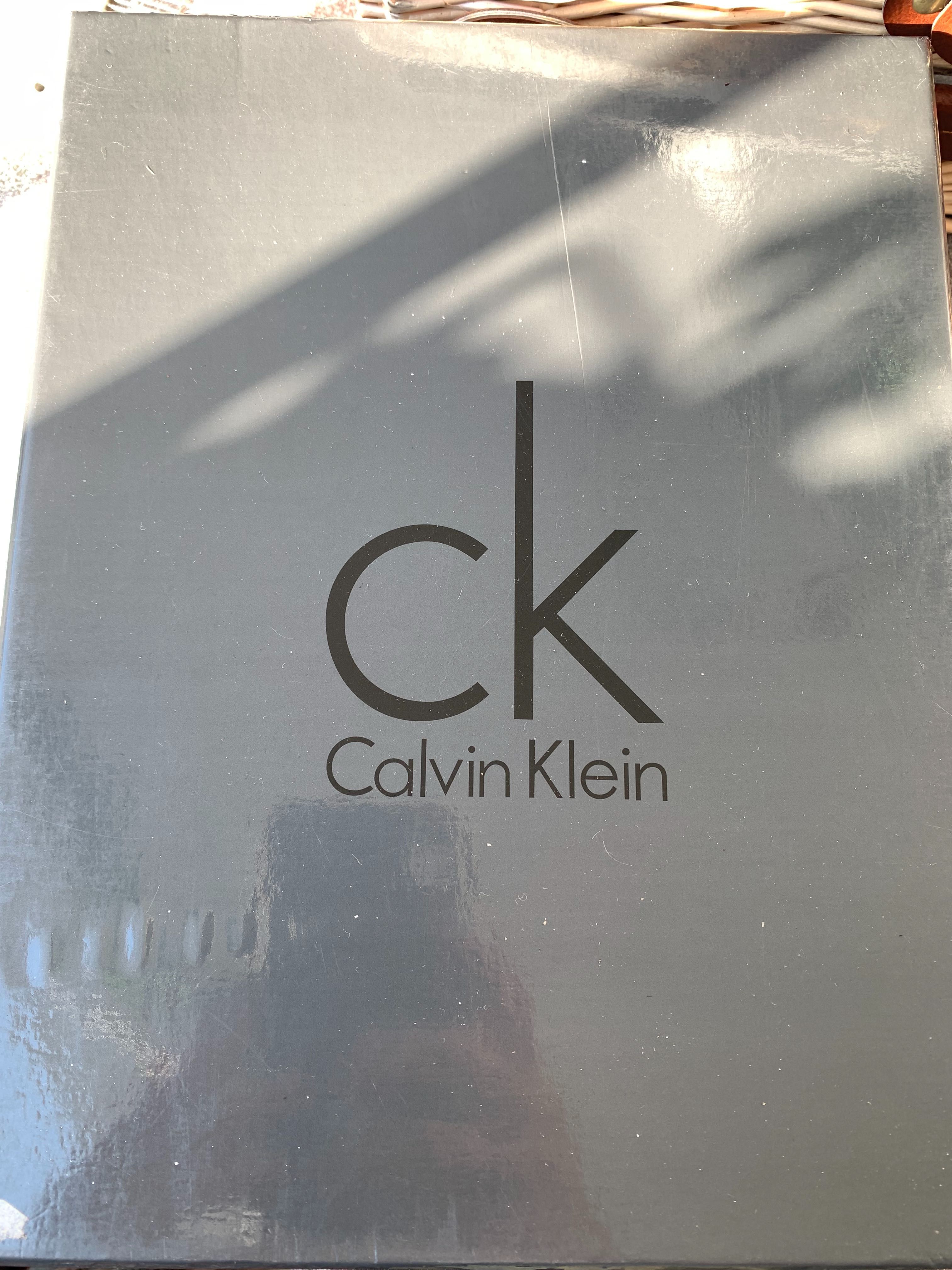 Calvin Kleiin сандали ток