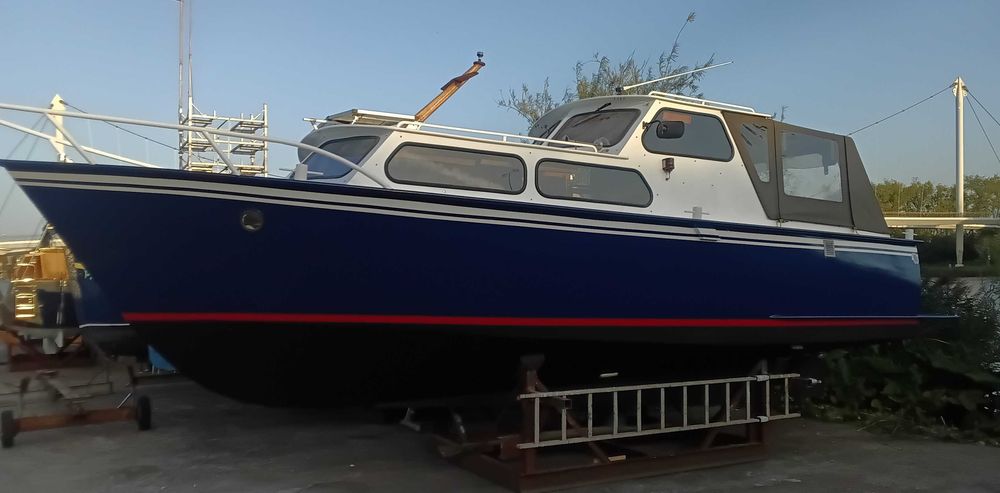 Barcă cu motor Aquanaut 850 OK