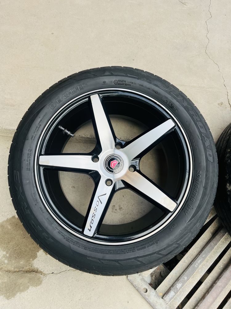 Sakadisla Vossen R16