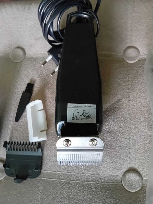 Машинка за подстригване ,електрическа на 220 V