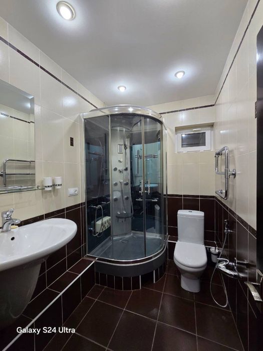 4 в3/3/5 77 серия, Садыка Азимова, Японское посольство