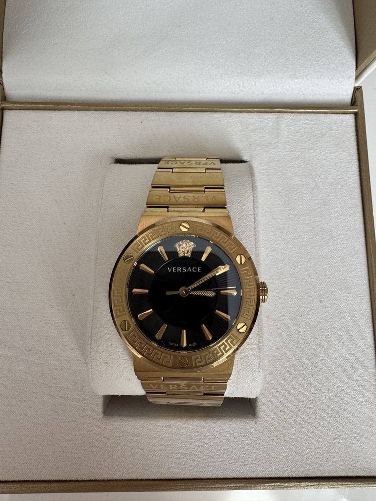 Versace дамски часовник