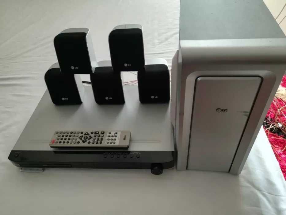 Sistem 5.1 LG cu USB