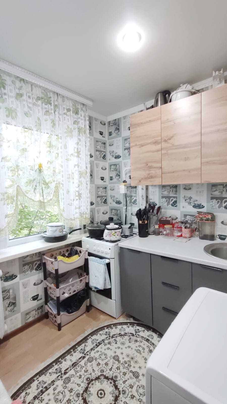 *Продам 1 комн. квартиру. 14 мкр-н. Помощь в ипотеке. ТОРГ