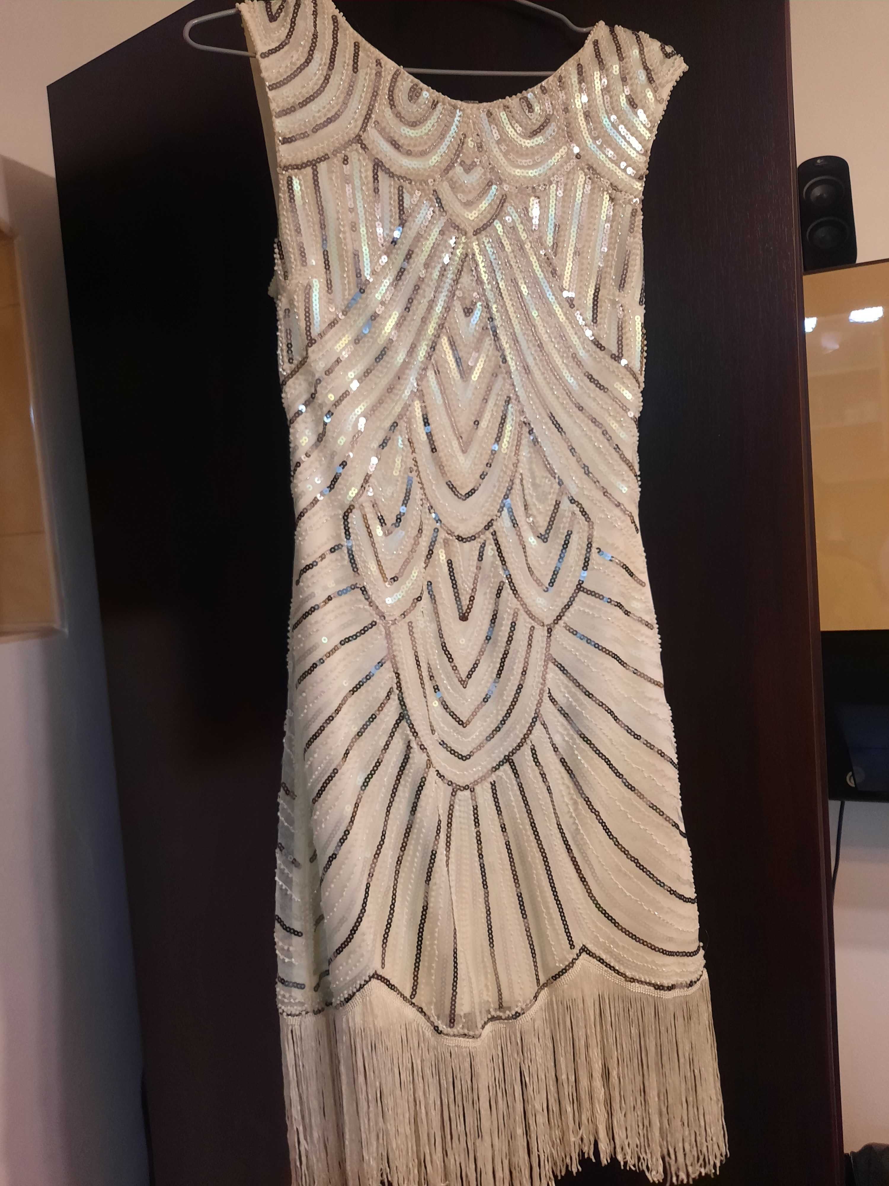 Rochie midi perle si paiete