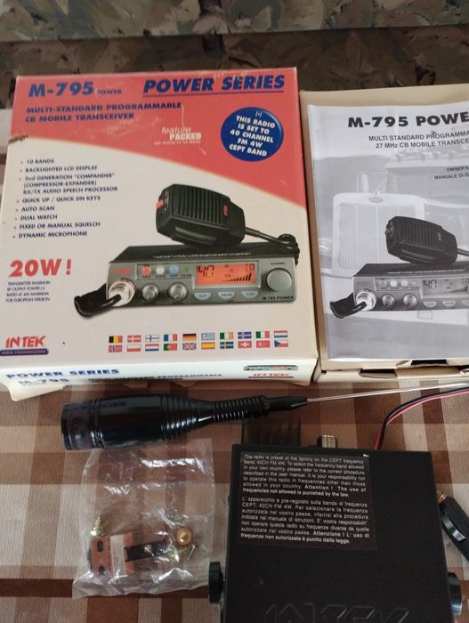 Vând statie cb intek