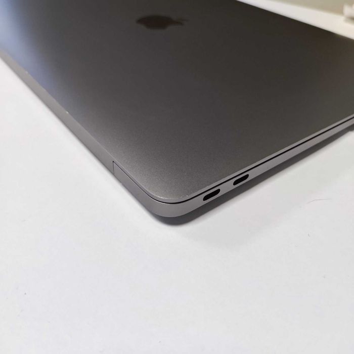 Лаптоп Apple MacBook Air M1 А2337(2020) 256GB 8 Ram
