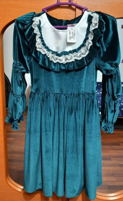 Vând rochiță fete