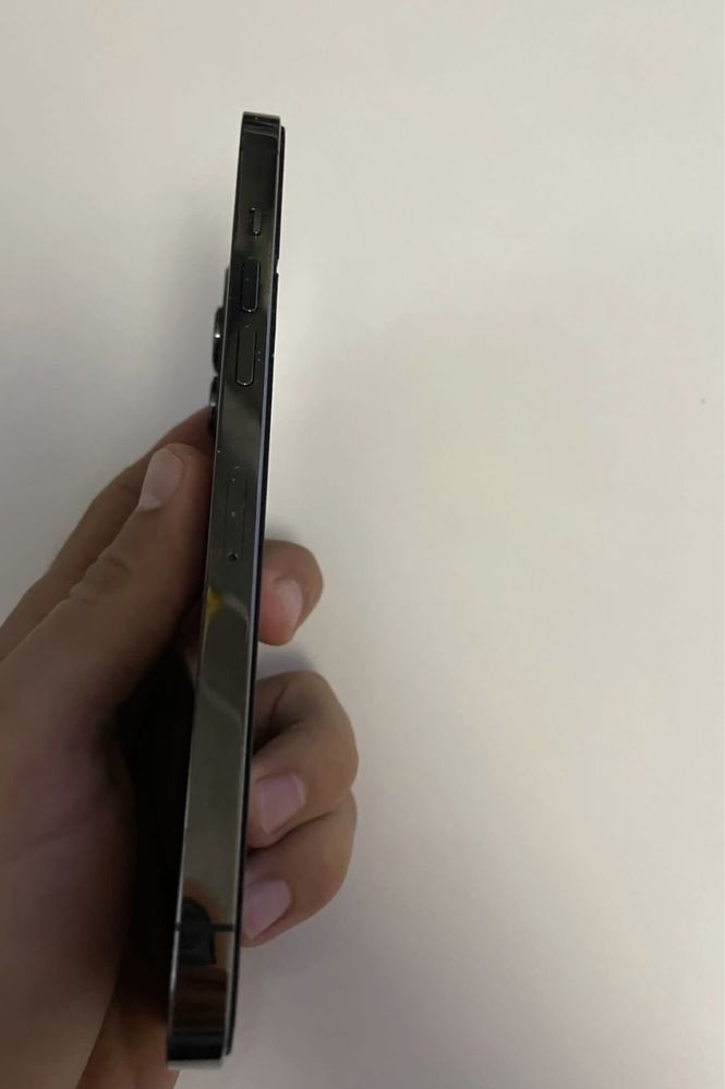 Vând iPhone 12 Pro Max Graphite 128gb.