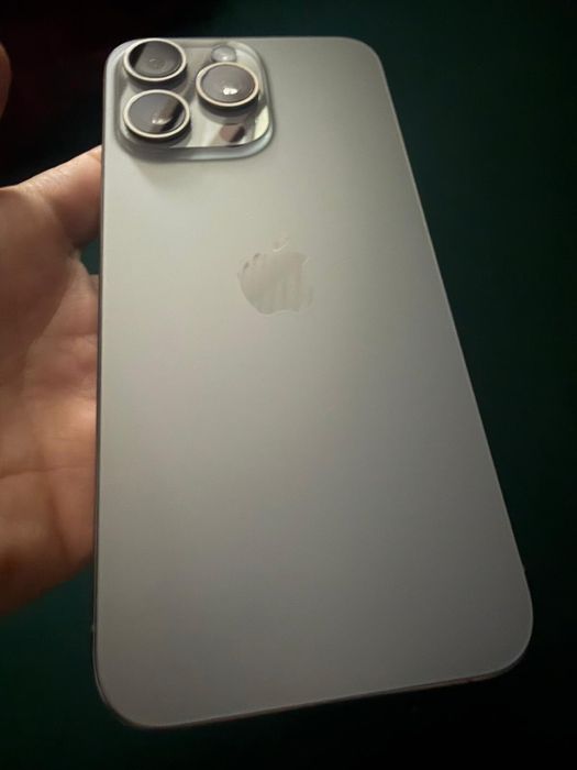 Vand iphone 15 pro max 256