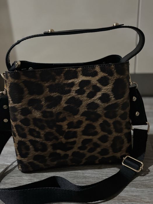 Дамска чанта GUESS 1981